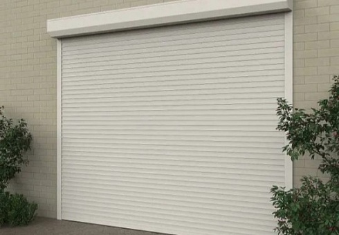 Рулонные гаражные ворота Алютех Prestige с алюминиевым профилем AR/555N и автоматическим управлением с доставкой в Судаке 